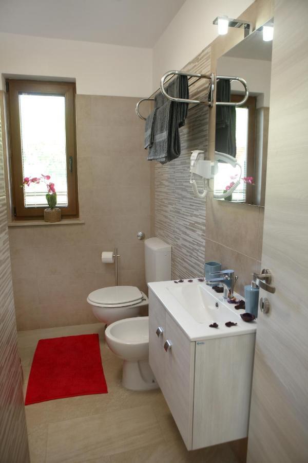 Residence Villa Fiore Portorož Esterno foto