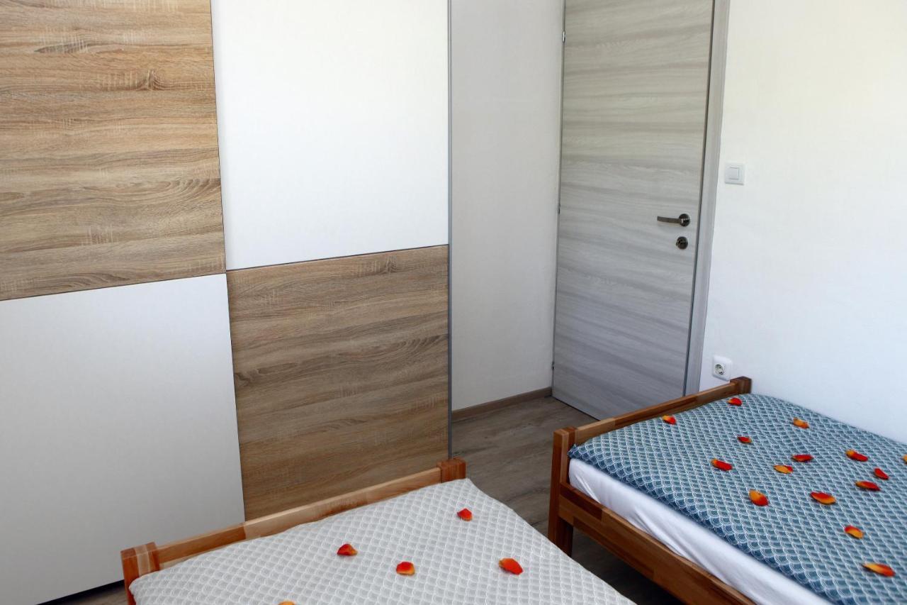 Residence Villa Fiore Portorož Esterno foto
