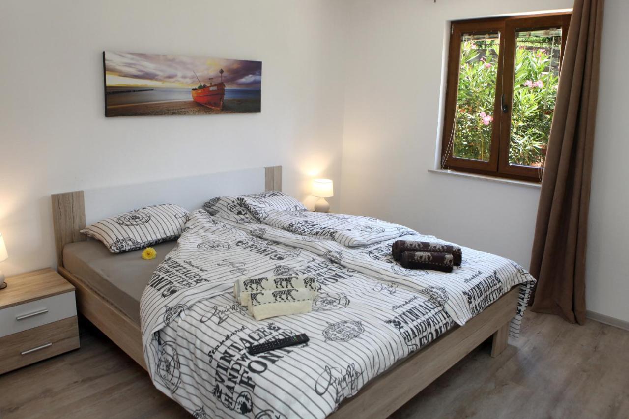 Residence Villa Fiore Portorož Esterno foto